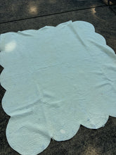 Load image into Gallery viewer, Vintage Wedding Ring Quilt