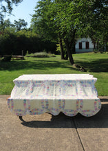 Load image into Gallery viewer, Vintage Wedding Ring Quilt